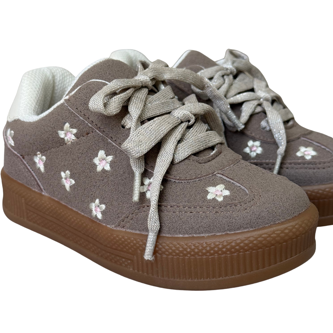 Matilda/ Brown Flowers