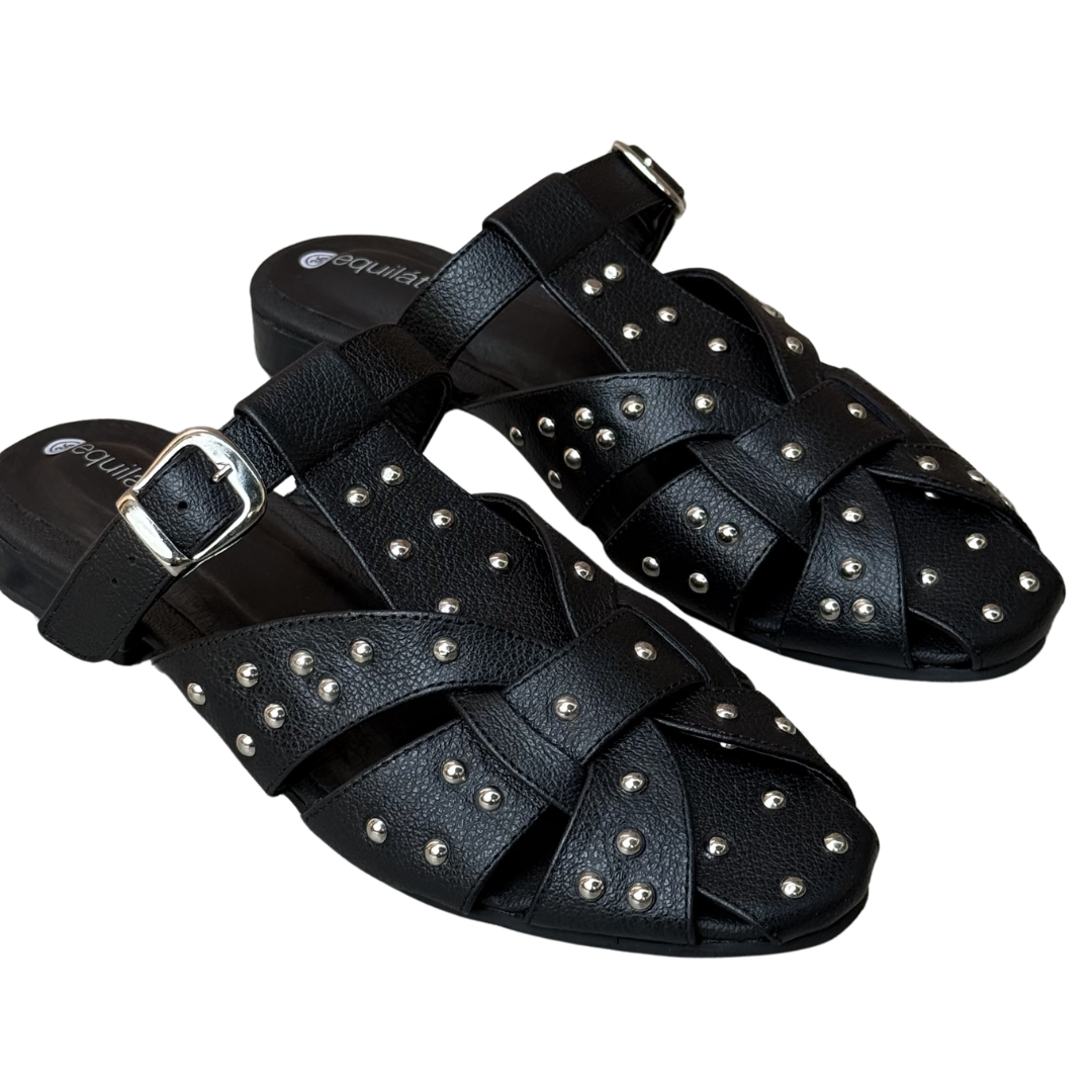 Estrella/ Cuero + Studs