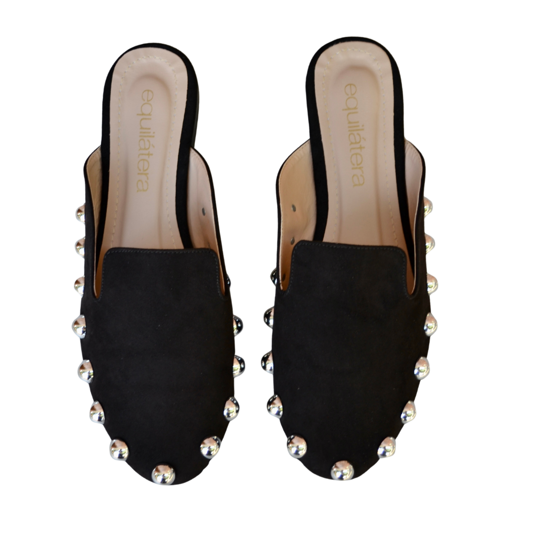 Madame/ Black