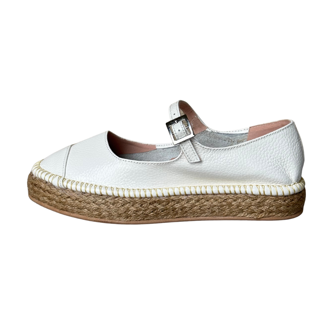 Mary Jane/ Off White