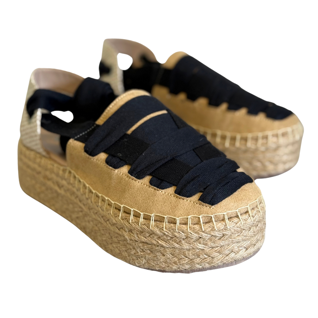 Caramel / Beige & Black