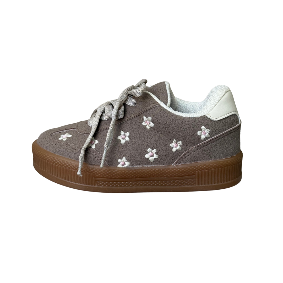 Matilda/ Brown Flowers