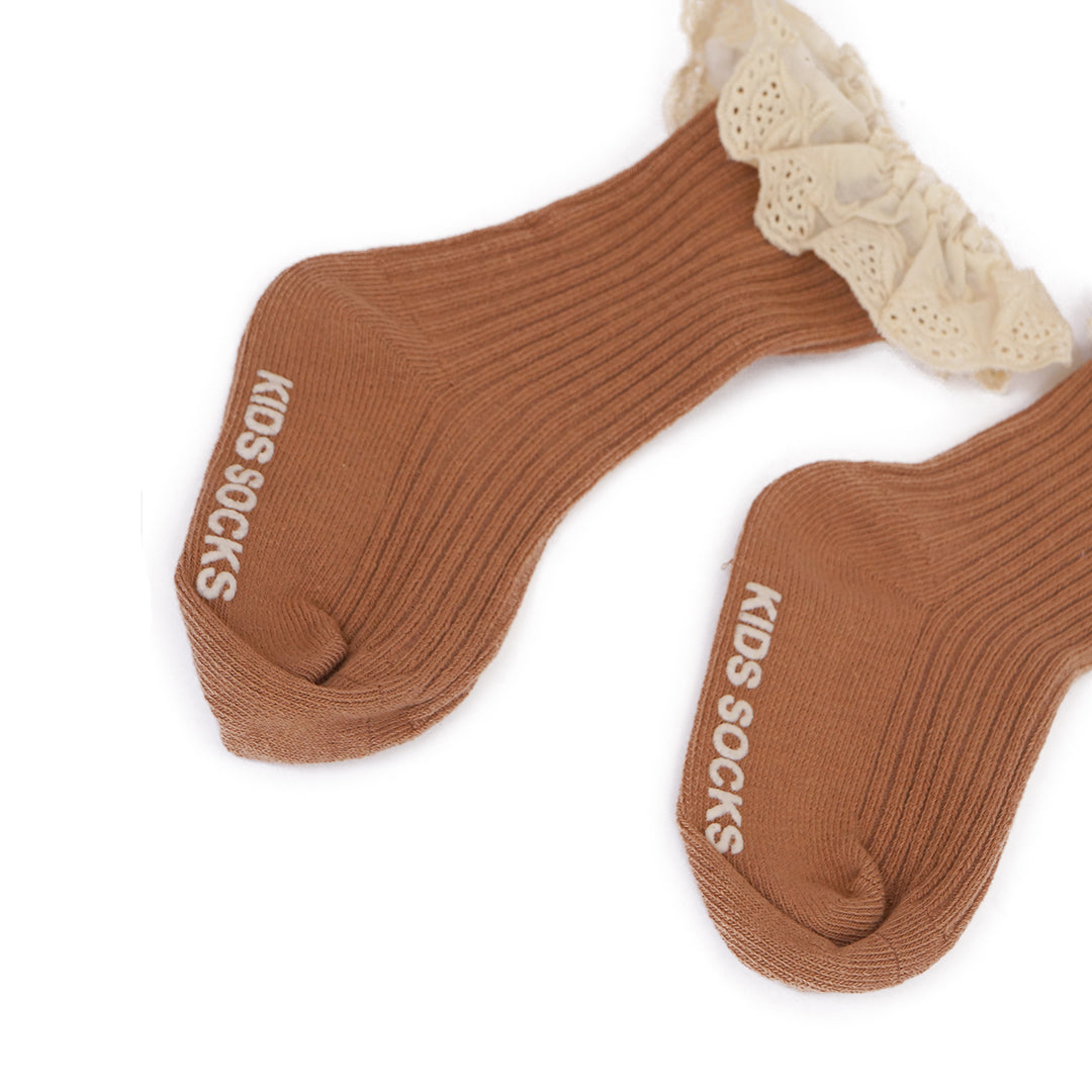 Ruffle Trim Socks / Brown & beige